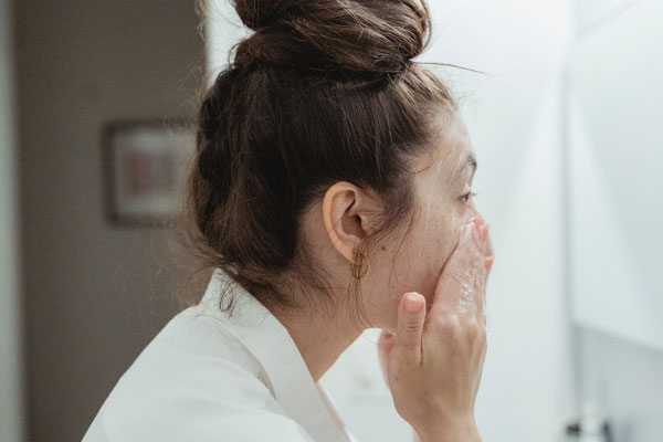 Sai lầm khi rửa mặt khiến da bạn ngày càng xấu-1