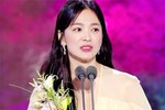 Song Hye Kyo diện váy cúp ngực đến Met Gala 2023-13