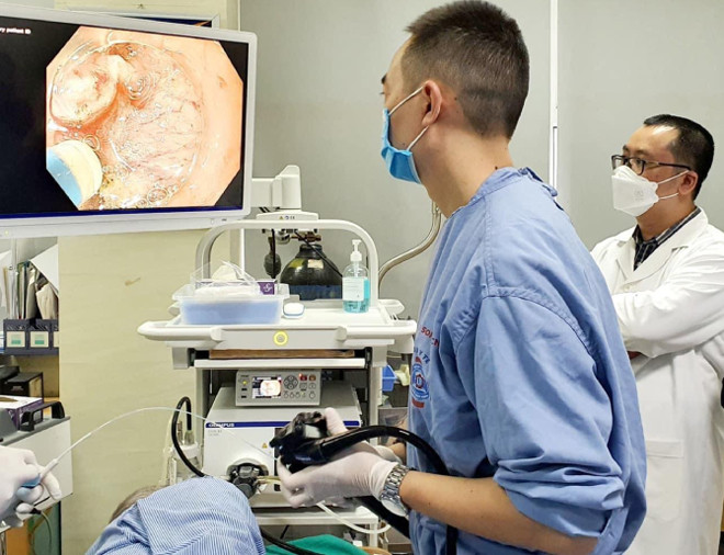 Bốn tháng nuốt nghẹn, nam bệnh nhân phát hiện ung thư giai đoạn muộn-1