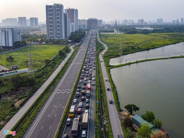 Trở lại Hà Nội sớm 2 ngày, người dân vẫn không thoát cảnh ùn tắc-2