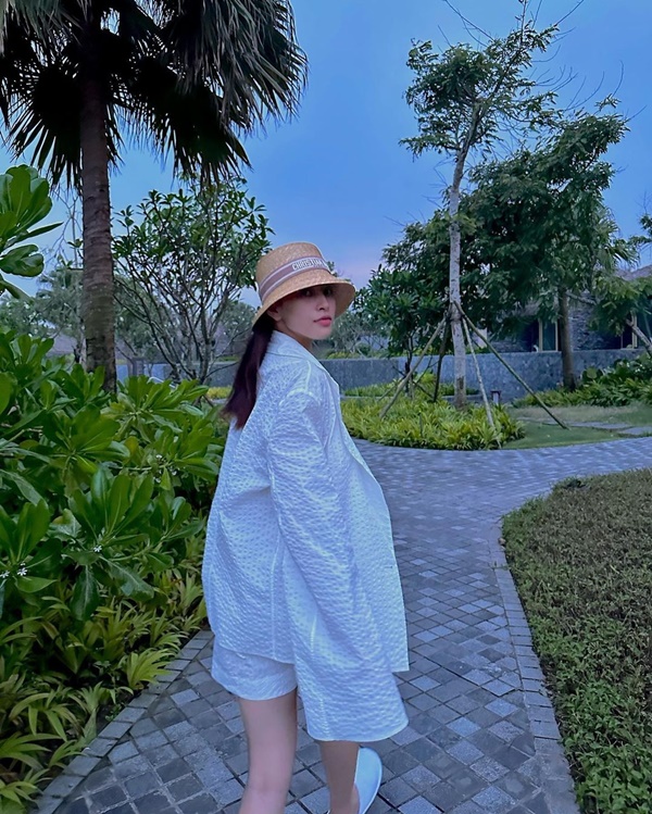 Những ngày nghỉ lễ của sao Việt-9