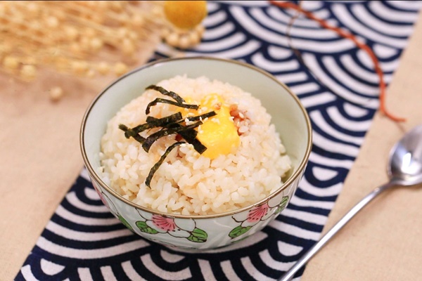 Nghỉ lễ làm món bánh chuối xốp mềm thơm ngon-9