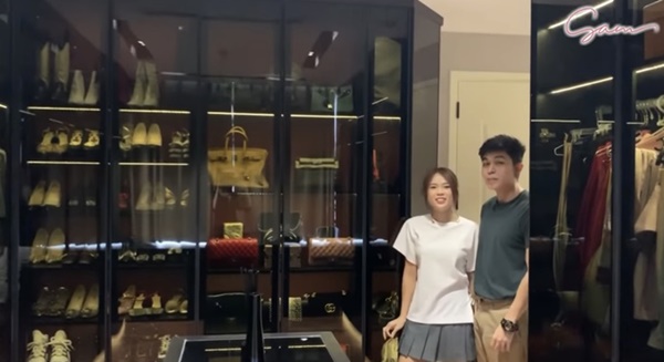 Cuộc sống xa hoa của hot girl Sam: Sở hữu xe bạc tỷ, tài sản hơn 2 triệu đô-6