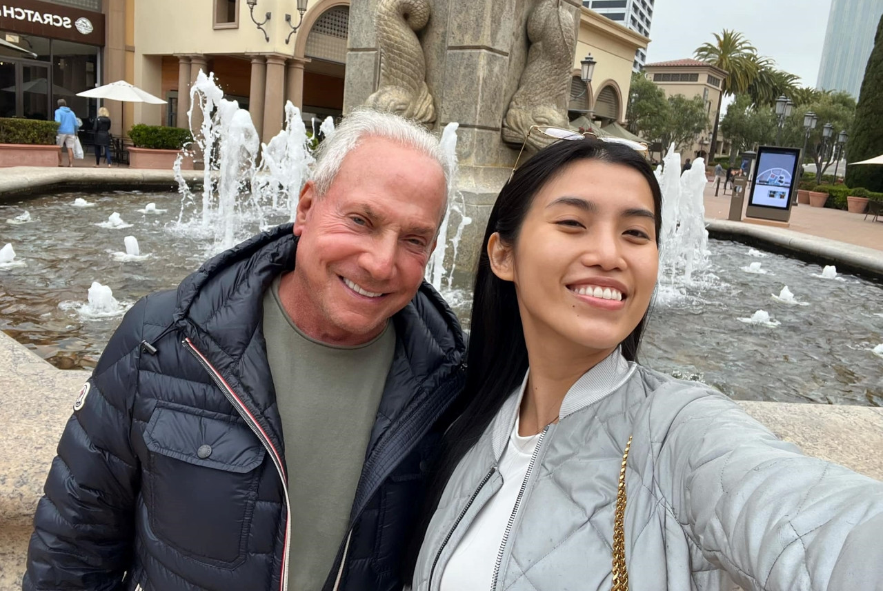 Cô gái Việt được tỷ phú Mỹ U80 cầu hôn 4 năm trước giờ ra sao?-3