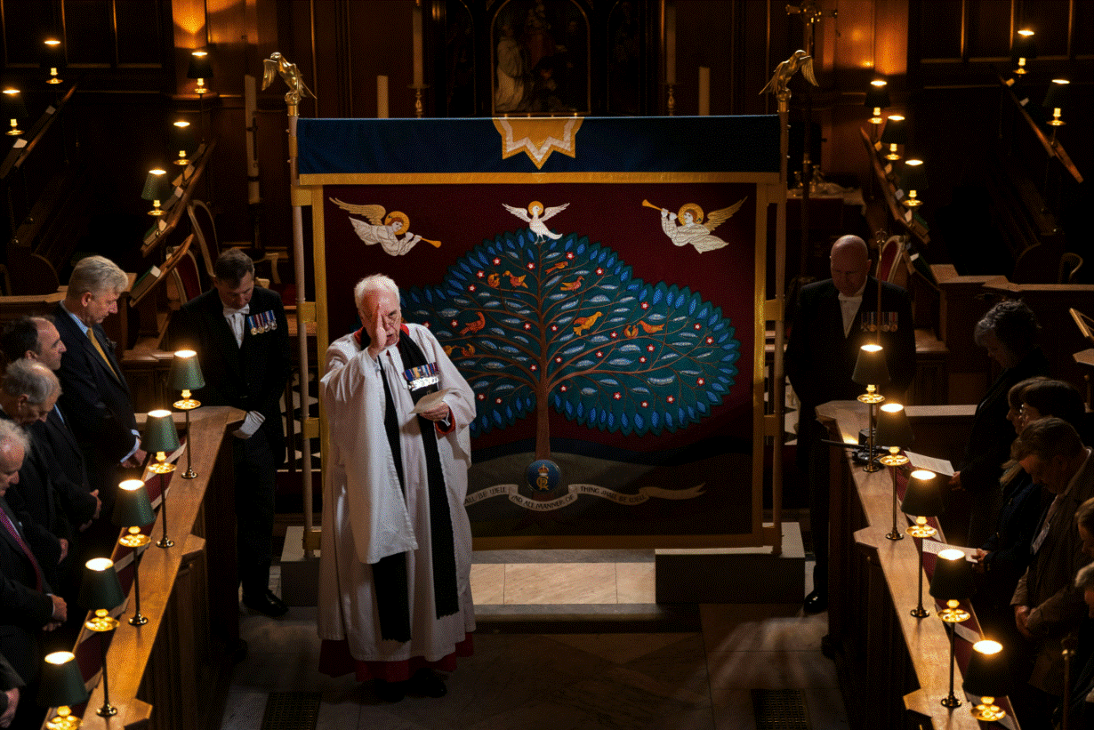 Xức dầu cho Vua Charles: Nghi thức thiêng liêng nhất tại lễ đăng quang-1