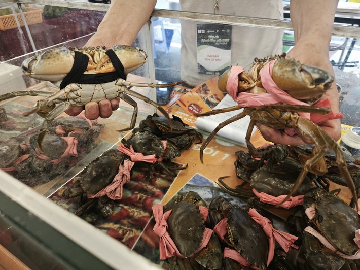 Chưa bao giờ giá cua, ghẹ cao như dịp lễ này!-6