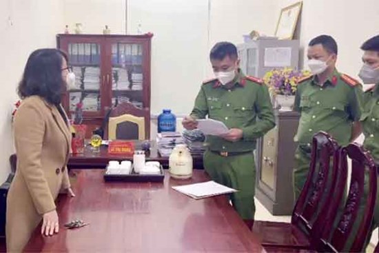Bộ GD-ĐT lên tiếng vụ giám đốc trung tâm giáo dục nhận 5 năm tù vì 45 triệu đồng