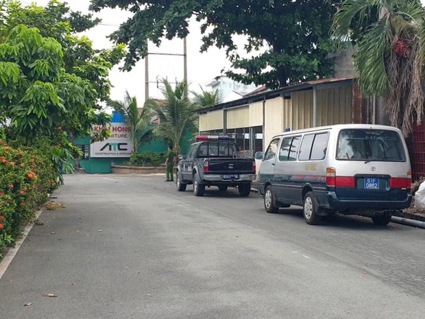 Phát hiện bảo vệ tử vong khi trực xuyên lễ ở công ty-1