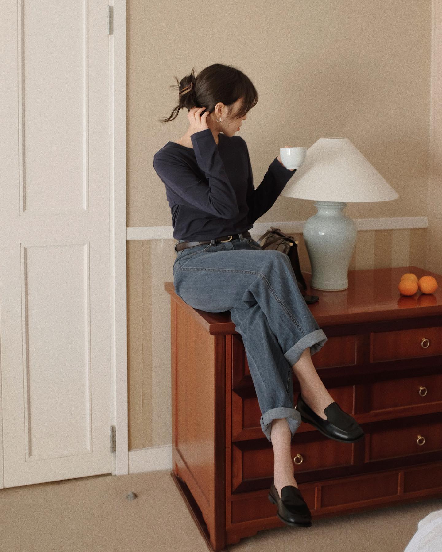 Muốn theo đuổi xu hướng quiet luxury, bạn hãy sắm 6 món thời trang-10