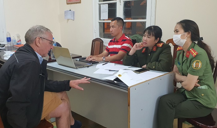 Người đàn ông Hà Lan giết vợ do vợ hay sử dụng điện thoại lúc đi ăn với chồng-1