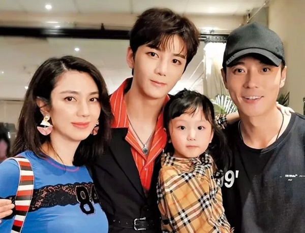 Hồng Hân ly hôn không chỉ vì chồng ngoại tình với trợ lý-1