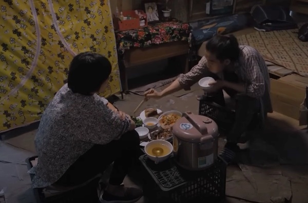 Cuộc đời vẫn đẹp sao tập 15: Luyến bỏ thuốc chuột vào cơm của em trai-3