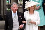 Cung điện Buckingham tiết lộ chi tiết đặc biệt về Hoàng bào đăng quang của Vua Charles III và Vương hậu Camilla-7
