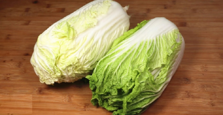 Mua cải thảo nên chọn thân trắng hay thân xanh?-1