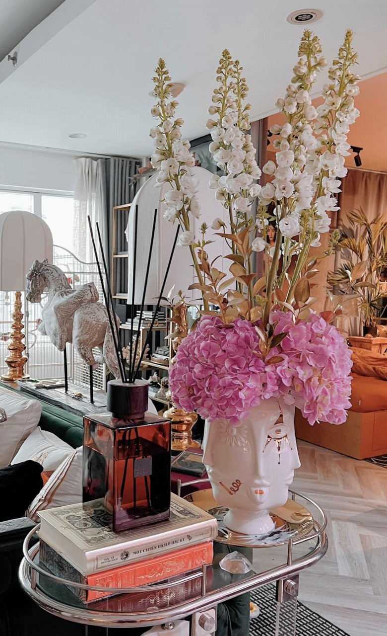 Bên trong căn nhà sang chảnh của gái quê từng được Hồ Ngọc Hà chỉ chỗ phẫu thuật thẩm mỹ-5