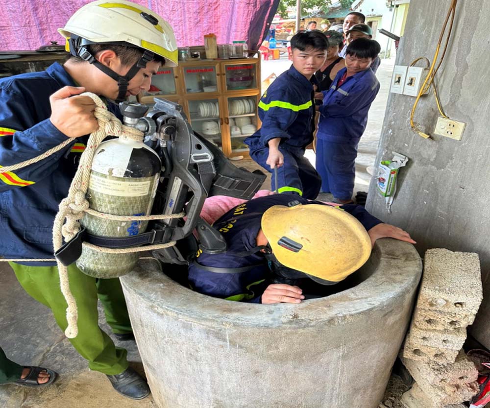 Cô gái tàn tật tử vong dưới giếng sâu 11m ở Nghệ An-1