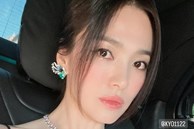 Song Hye Kyo giữ da căng mướt nhờ uống nước ép 'dưỡng trắng' mỗi ngày