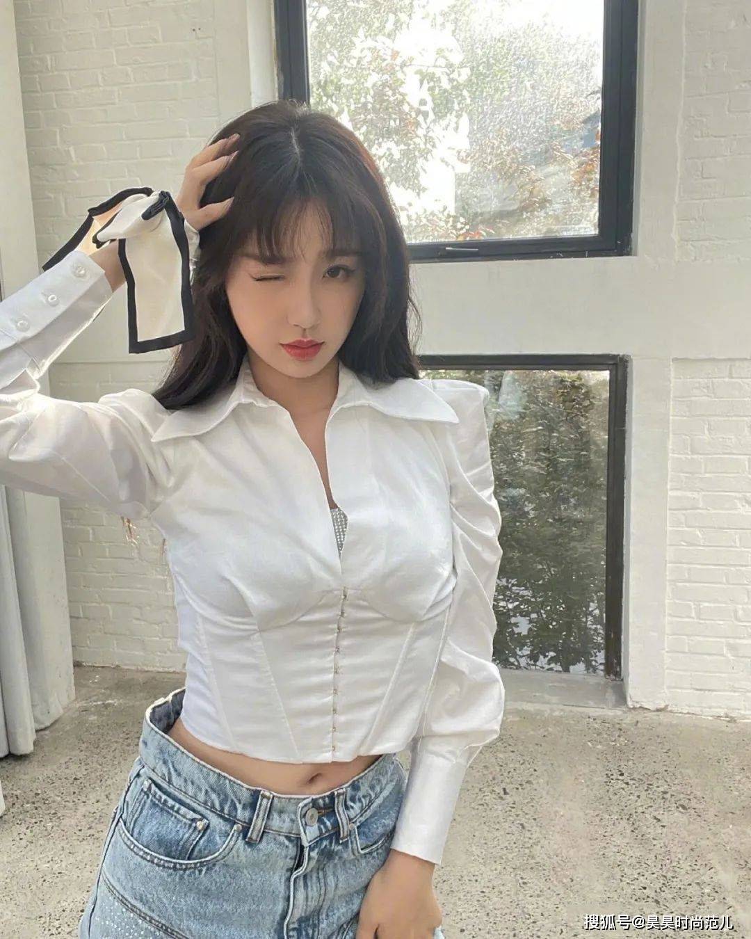 4 màu áo sơ mi được quý cô Thượng Hải chuộng nhất hè này-2