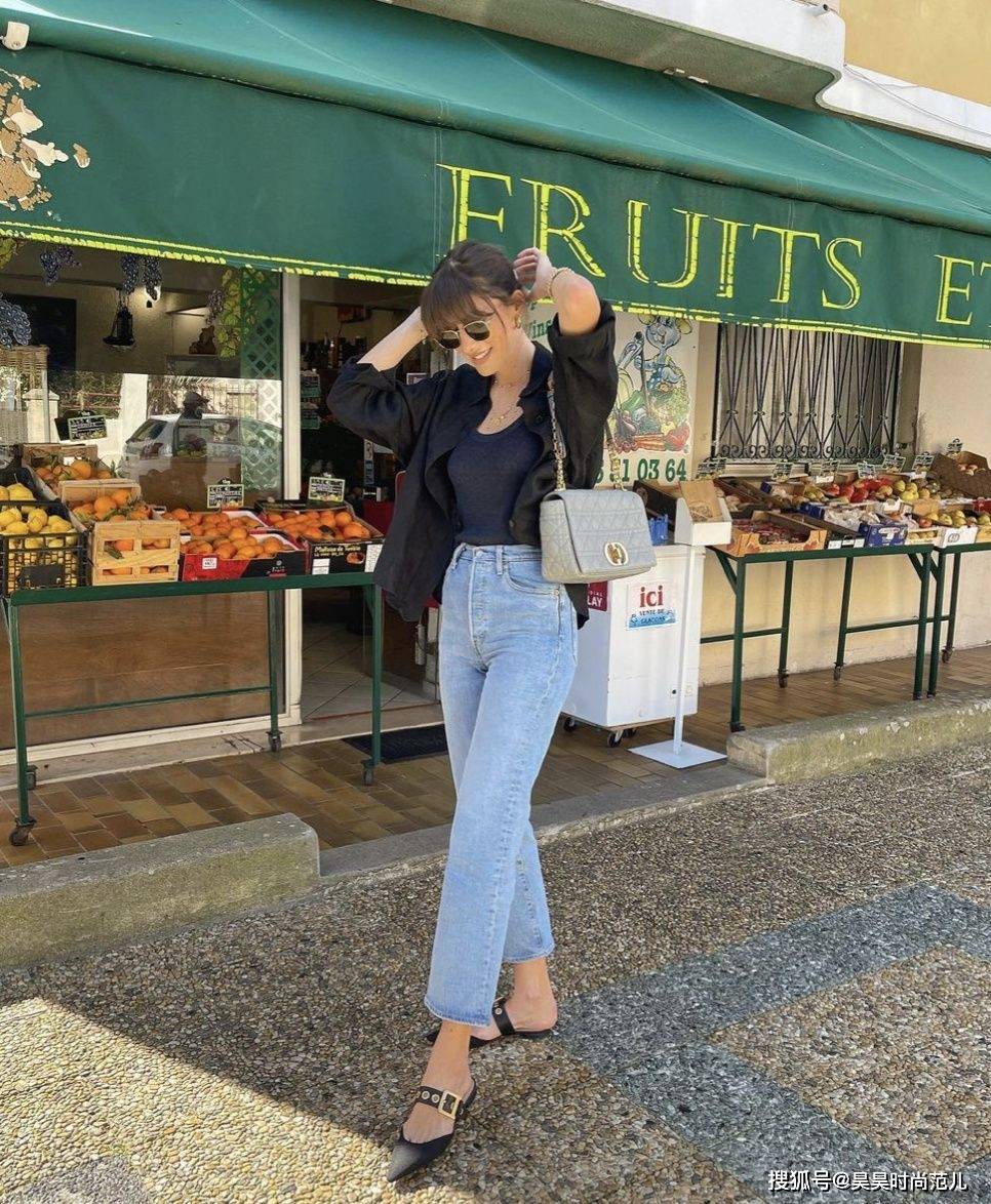 4 màu áo sơ mi được quý cô Thượng Hải chuộng nhất hè này-10