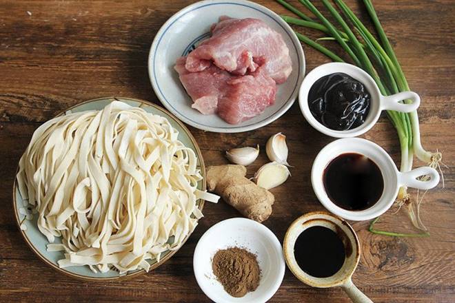 Mua được ít mì tươi, đem nấu vội kiểu này cũng được món ăn sáng ngon lại không thiếu chất-1