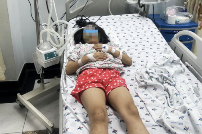 Trẻ liên tục ngạt nước ở hồ bơi: Sai lầm làm mất thời gian vàng cứu não-2