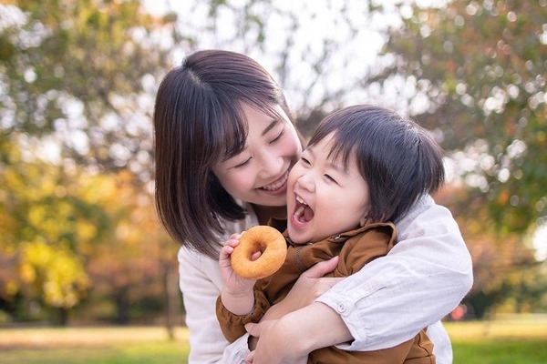 Cha mẹ thông minh sẽ BỚT NÓI 3 câu này: Con cái ngày nào cũng vui vẻ hạnh phúc, chính người lớn cũng đỡ mệt mỏi, đau đầu-3