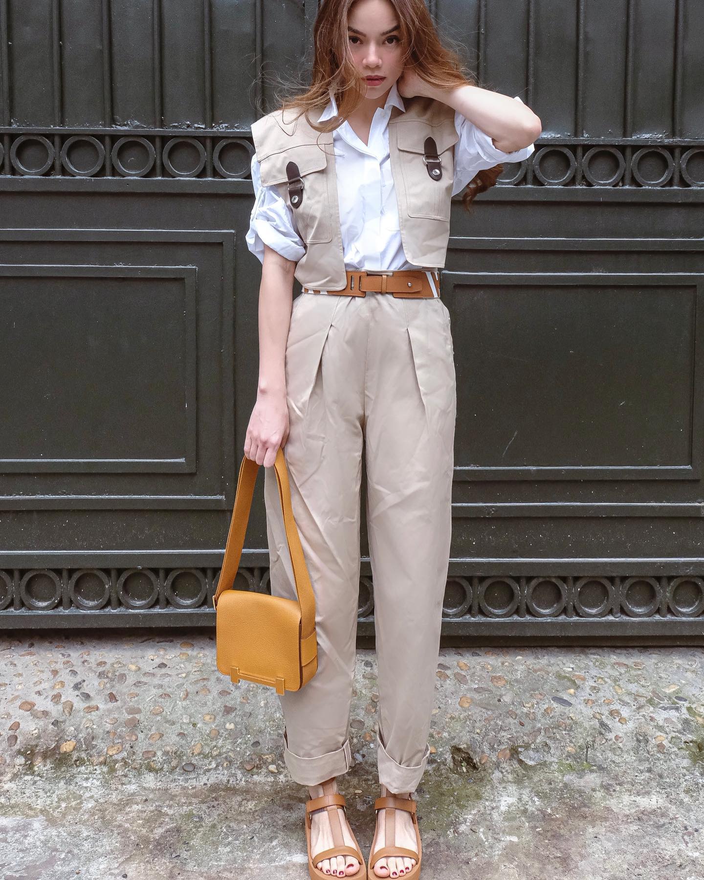 Sao Việt diện sandal với 10 kiểu trang phục để tôn dáng tối ưu-4