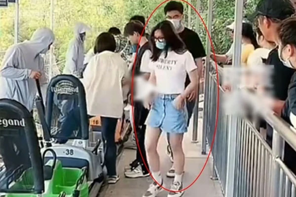 Cặp bồ với sếp, nữ nhân viên phải bồi thường cho vợ sếp gần 200 triệu đồng-2