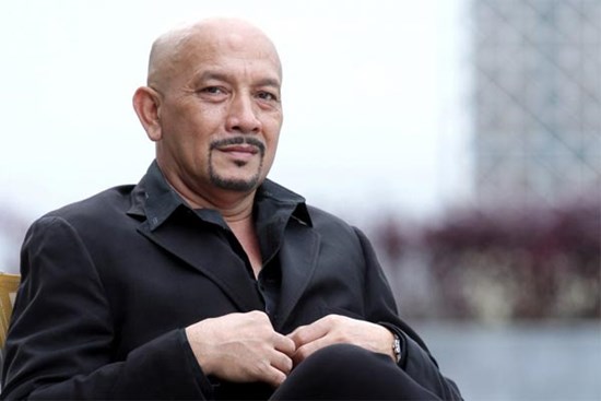 Diễn viên nổi tiếng bị đột quỵ, qua đời khi đang ăn sáng