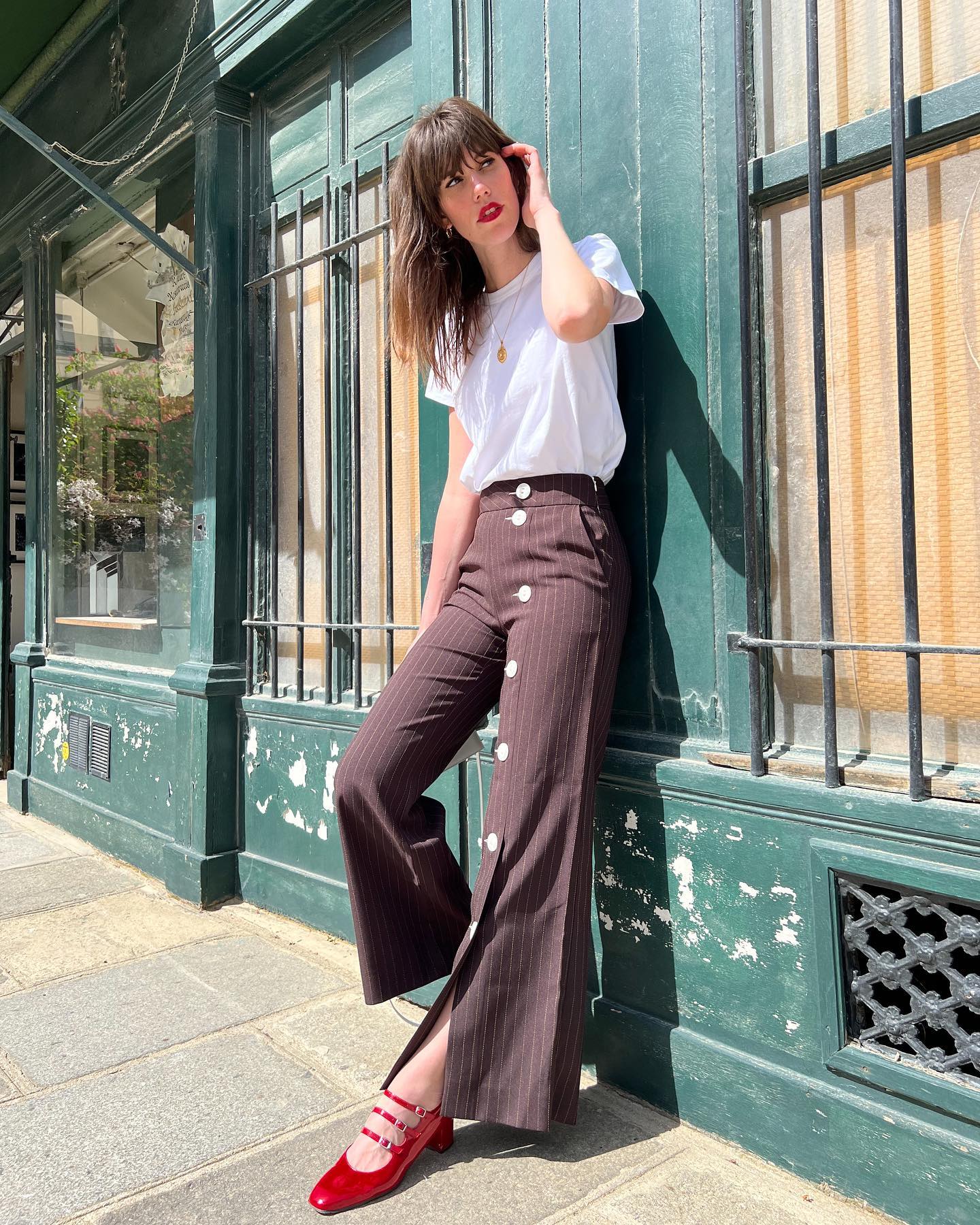 10 cách diện áo phông sang xịn mịn của phụ nữ Pháp-7