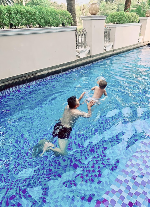 Bảo Thy sống như bà hoàng trong biệt thự rộng lớn với chồng đại gia-6