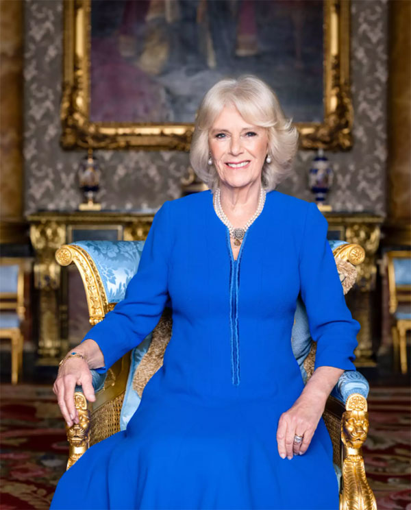 5 bí mật về phong cách thời trang của Vương hậu Camilla: Không ưa màu tím và đặc biệt yêu thích một chiếc áo của chồng-1