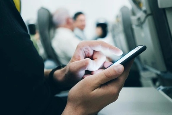 Thấy vợ cũ hạnh phúc đi bên cạnh chồng mới, tôi đau đớn nhận ra 2 chân lý-2