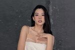 Hoa hậu Tiểu Vy thăng hạng phong cách nhờ chăm diện đồ tối giản-11