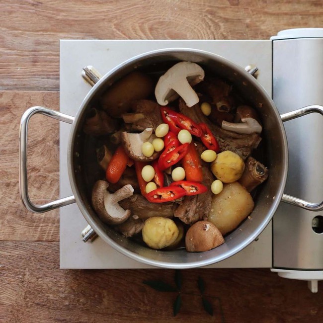 Bí kíp làm món sườn heo hầm mềm thơm, thấm vị siêu đơn giản tại nhà-6