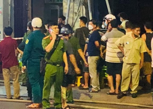 Đốt nhà và cửa hàng của bạn gái vì bị đòi chia tay, người đàn ông chết cháy-2