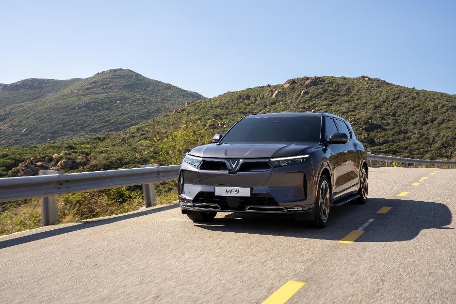 Dàn xe điện hút mọi ánh nhìn tại VinFast Ironman 70.3 Việt Nam 2023-9