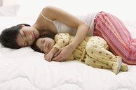 Ép con ngủ trưa có thực sự giúp bé cao lớn hơn?