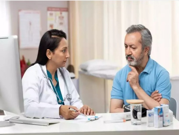 4 triệu chứng báo động đỏ của ung thư ruột kết ở người dưới 50 tuổi-7