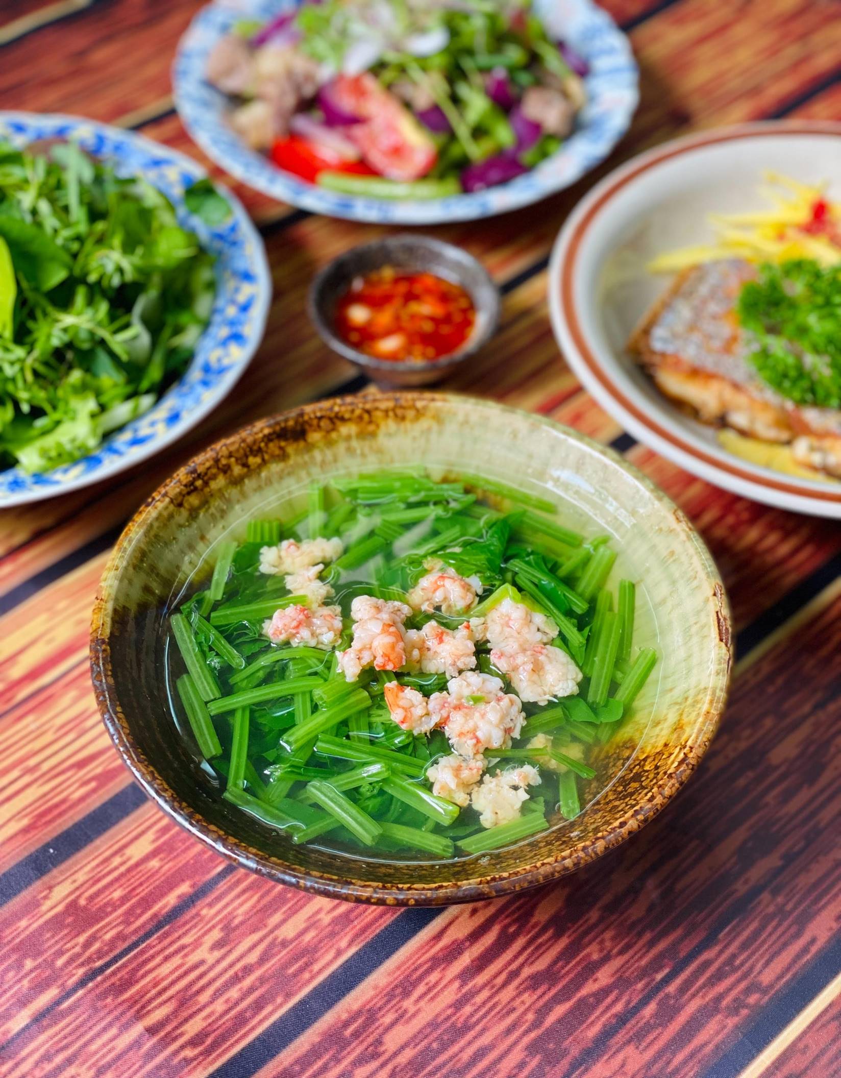 Mâm cơm đơn giản nhưng giàu dinh dưỡng cho cả nhà-4