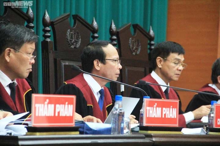 Vợ Nguyễn Thái Luyện mang thai, xin hoãn tòa phúc thẩm-1