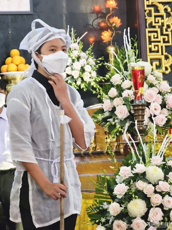 Chồng cũ hứa lo cho con trai 13 tuổi để NSƯT Hồng Vy vững lòng ra đi-2