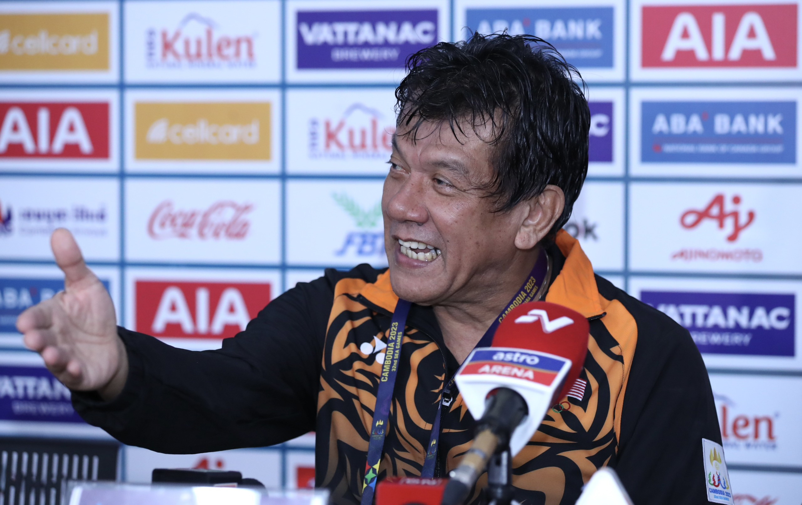 HLV Malaysia đổ lỗi cho trời mưa nên thua U22 Việt Nam-1