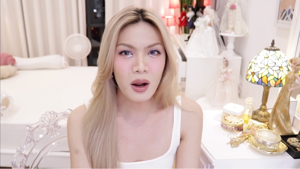 Chàng trai từng khiến Hồ Ngọc Hà bấm chọn dù hát không hay đã biến hình thành cô gái vô cùng quyến rũ khoe căn nhà có một không hai-4