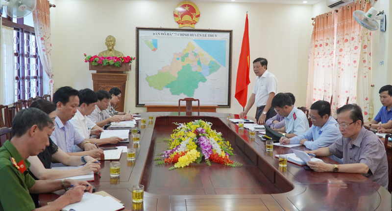 Kẻ xấu đã bỏ con đỉa trong bình nước để hạ uy tín doanh nghiệp?-1