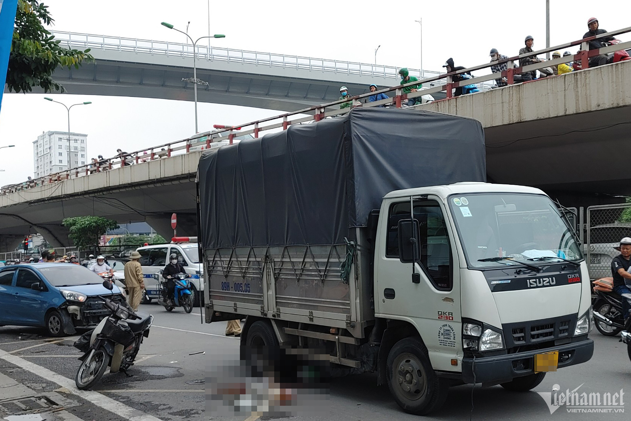 Hà Nội: Tai nạn liên hoàn trên đường Giải Phóng, 1 người tử vong tại chỗ-1