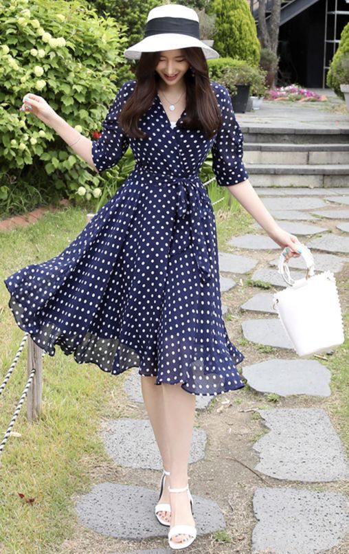 Tránh mua 5 mẫu váy liền nếu bạn không muốn style xuống cấp-5