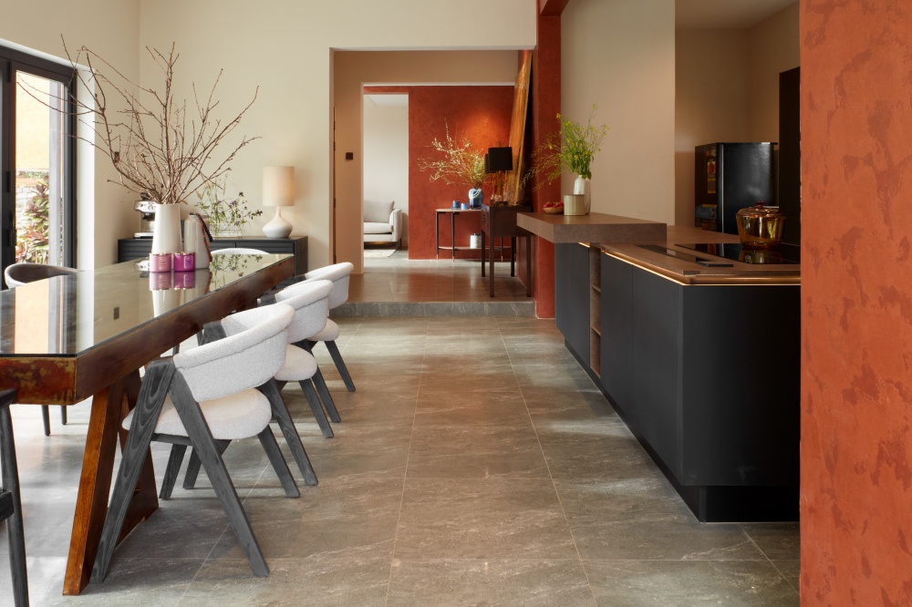 Căn nhà cực ấn tượng của NTK Adrian Anh Tuấn và bạn đời khiến mẹ vỡ òa vì quá đẹp-8