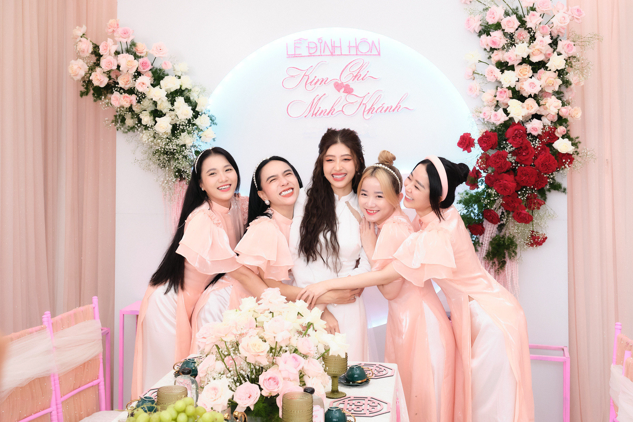 Dàn sao dự ăn hỏi diễn viên Gino Tống, cô dâu được tặng hơn 20 cây vàng-4