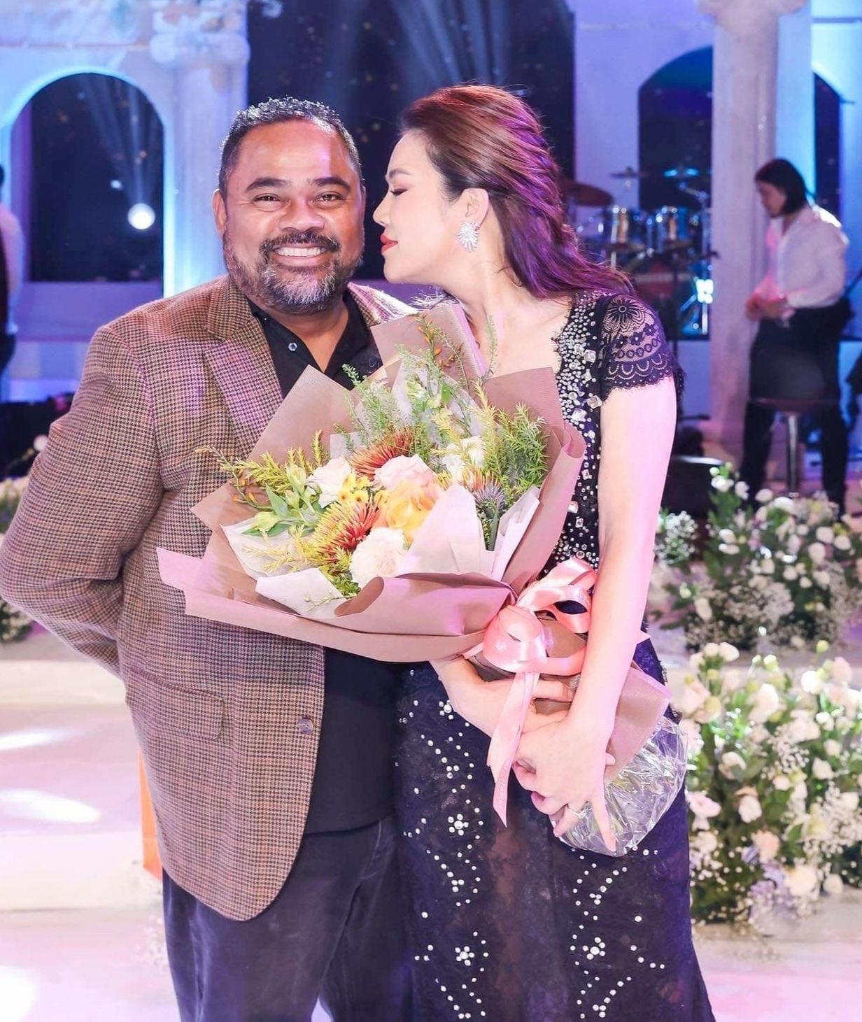 Cuộc tình 15 năm của ca sĩ Thu Phương-2